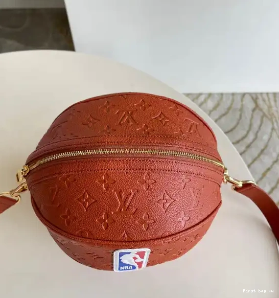 Frstbag ru BALL BASKET LOUIS VUITTON LVXNBA IN 0407
